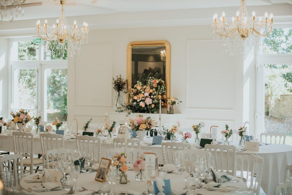 Décoration salle mariage bleue